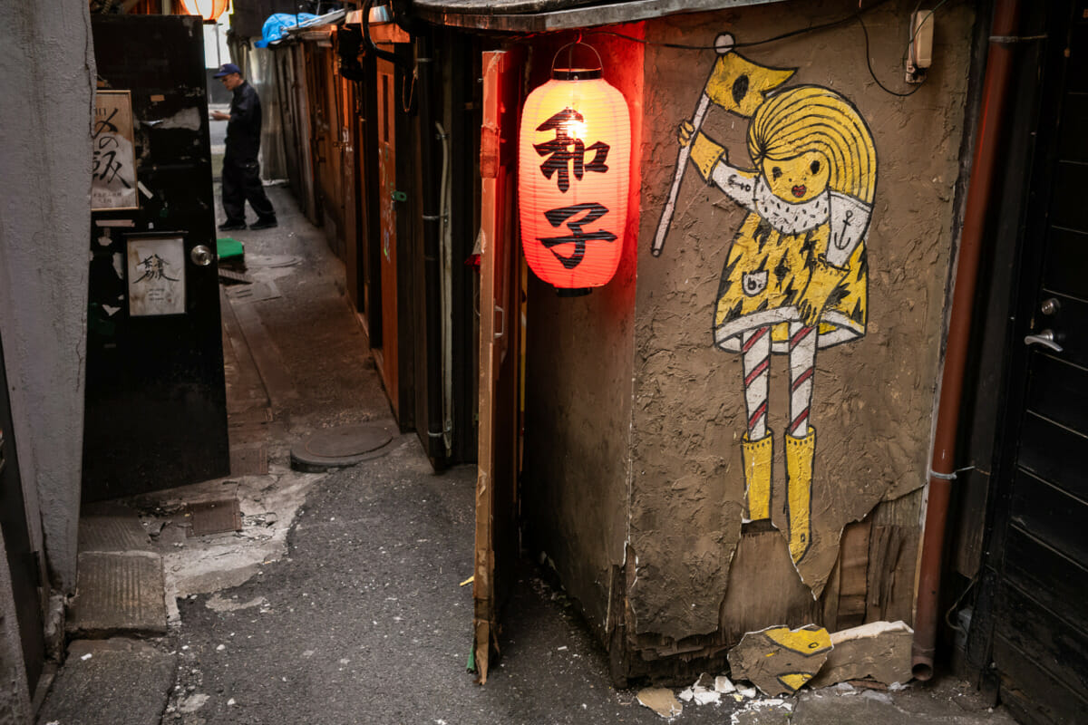 quiet Shinjuku scenes