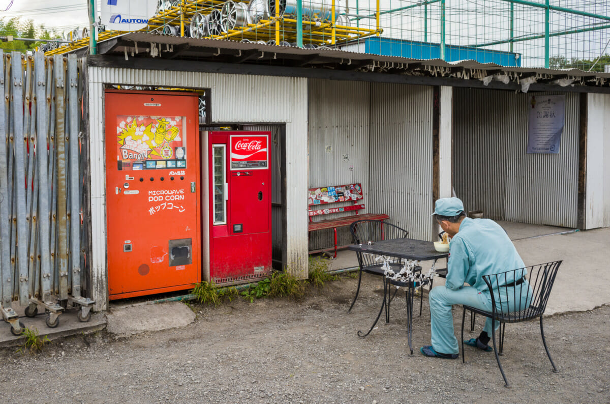 fully functioning retro Japanese vending machines