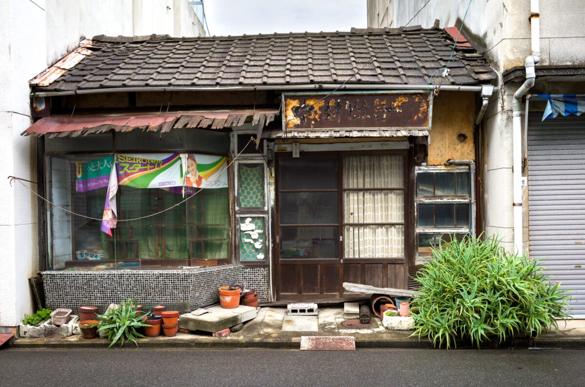 Scenes from a slowly declining Japanese city