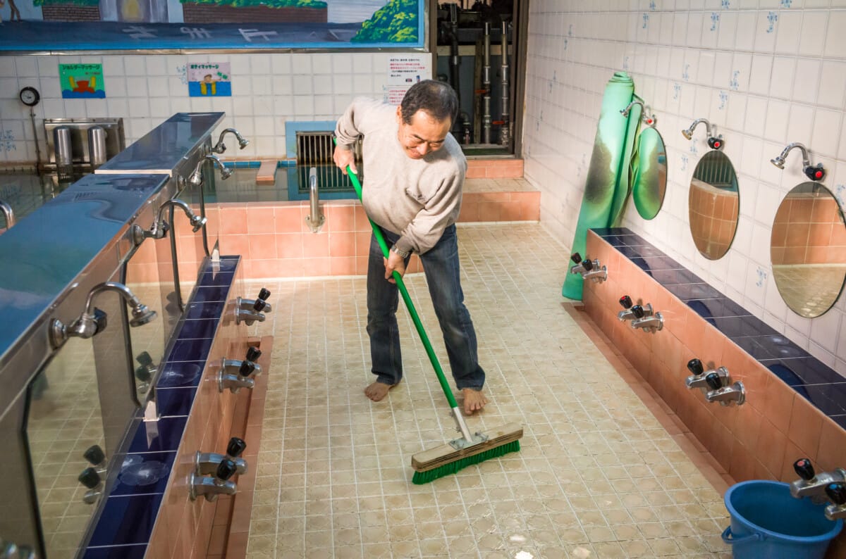 The Tokyo public bathhouse daily ritual