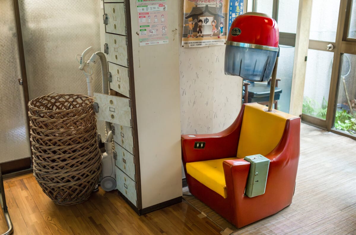 The Tokyo public bathhouse daily ritual