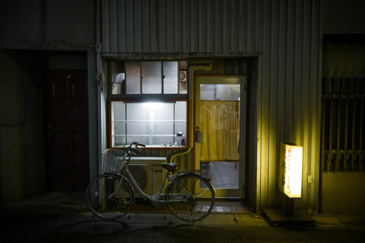 A Japanese septuagenarian in his half-century-old restaurant