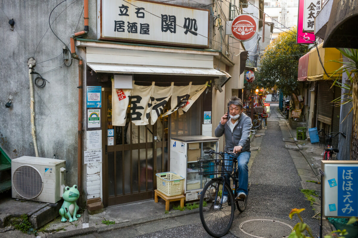 the demolition of Tateishi's drinking alleyways