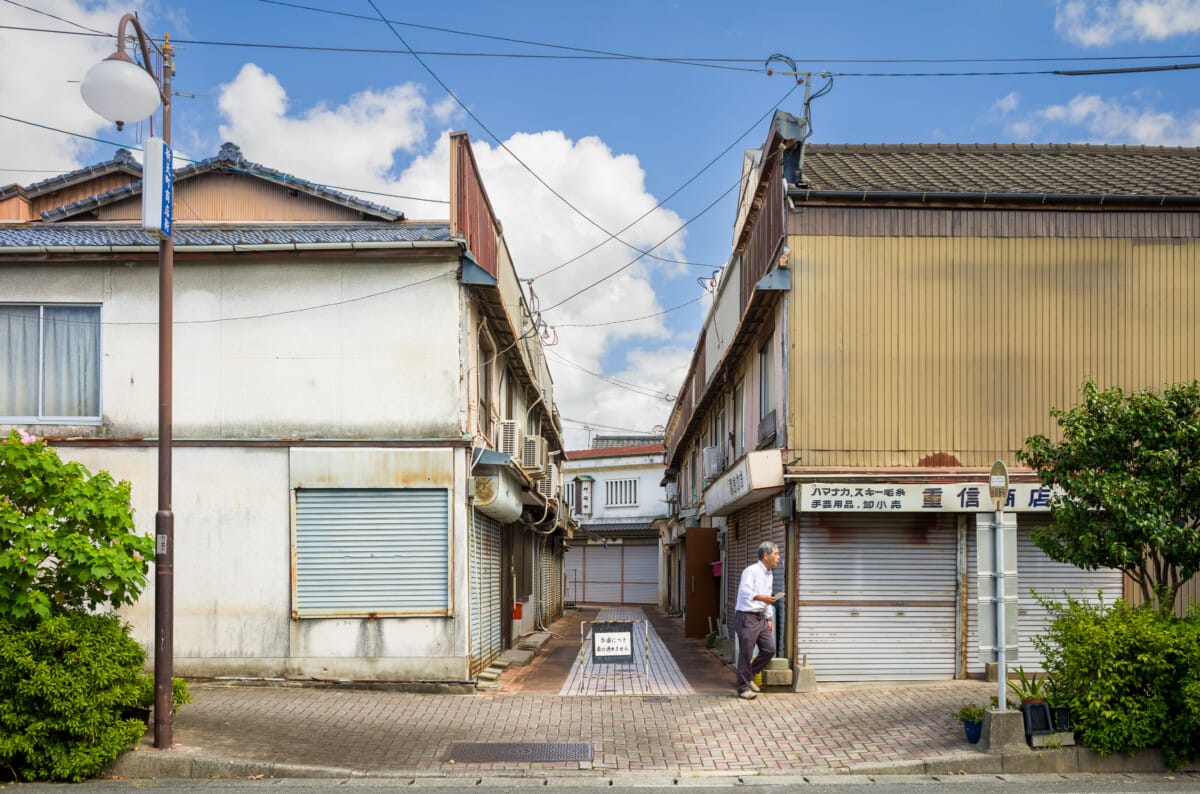 The colours and quiet scenery of a slowly declining Japanese town