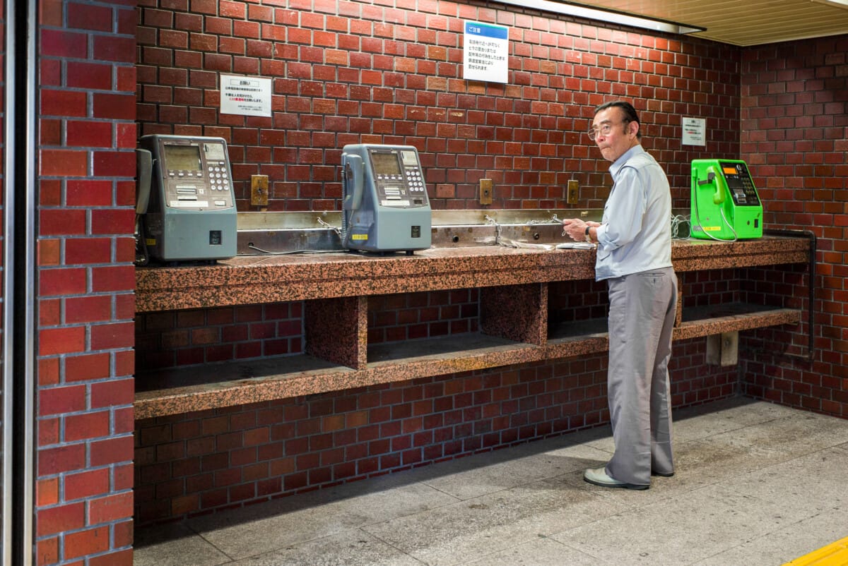 The end of a Japanese public payphone era