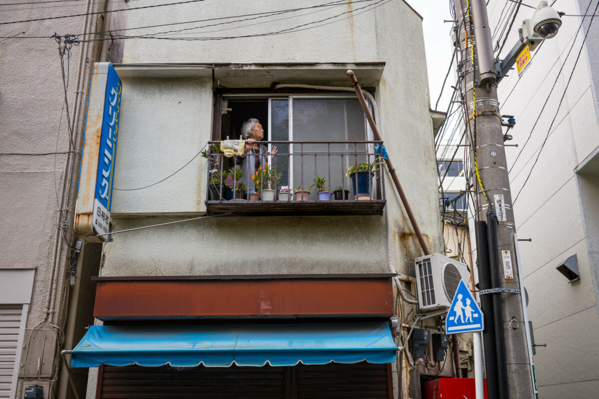 the looks of old Tokyo