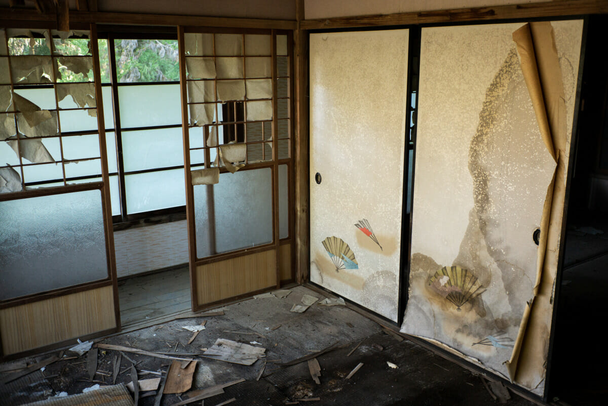 The silent homes of a long-abandoned Japanese mountain village