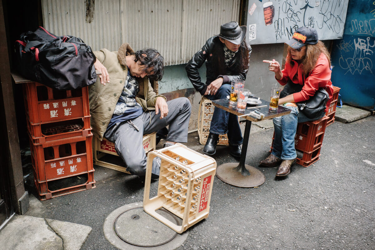 tokyo 24 hour drunk drinkers