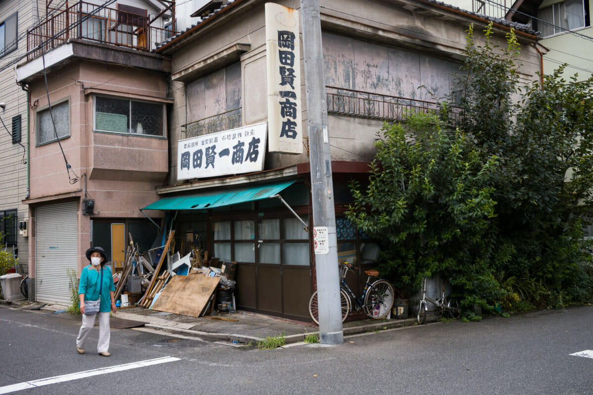 Tokyo colour coordination