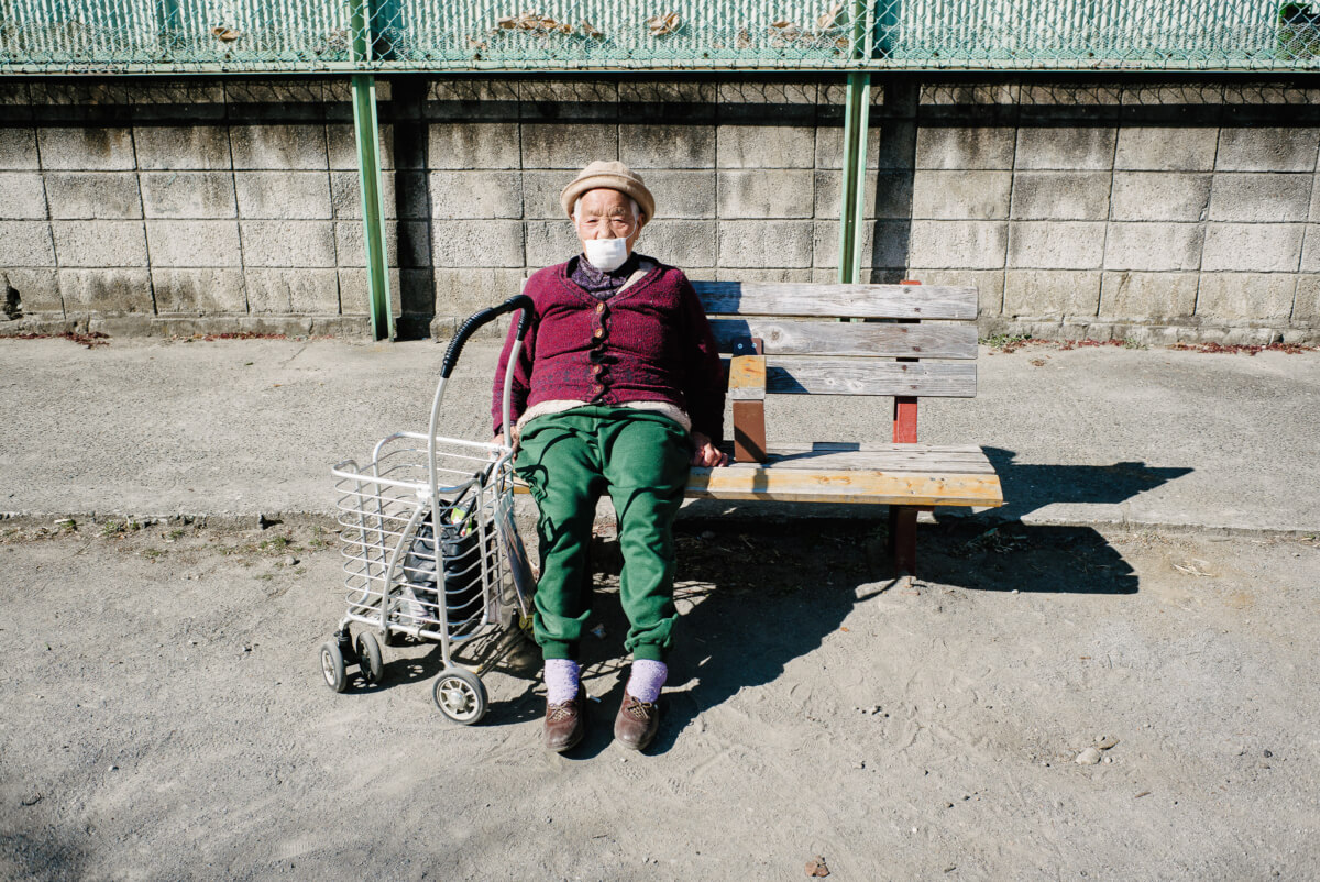 old japanese lady in a tokyo park