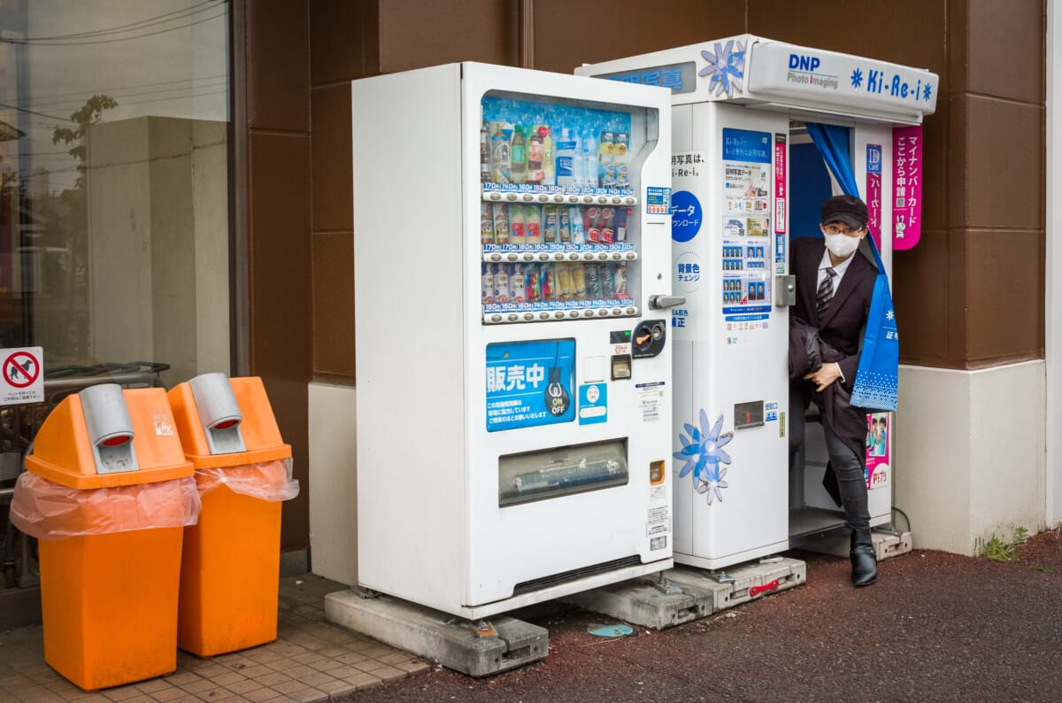 Pictures of Tokyo photo booths