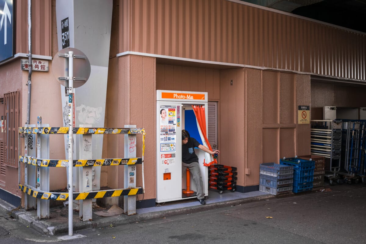 Pictures of Tokyo photo booths