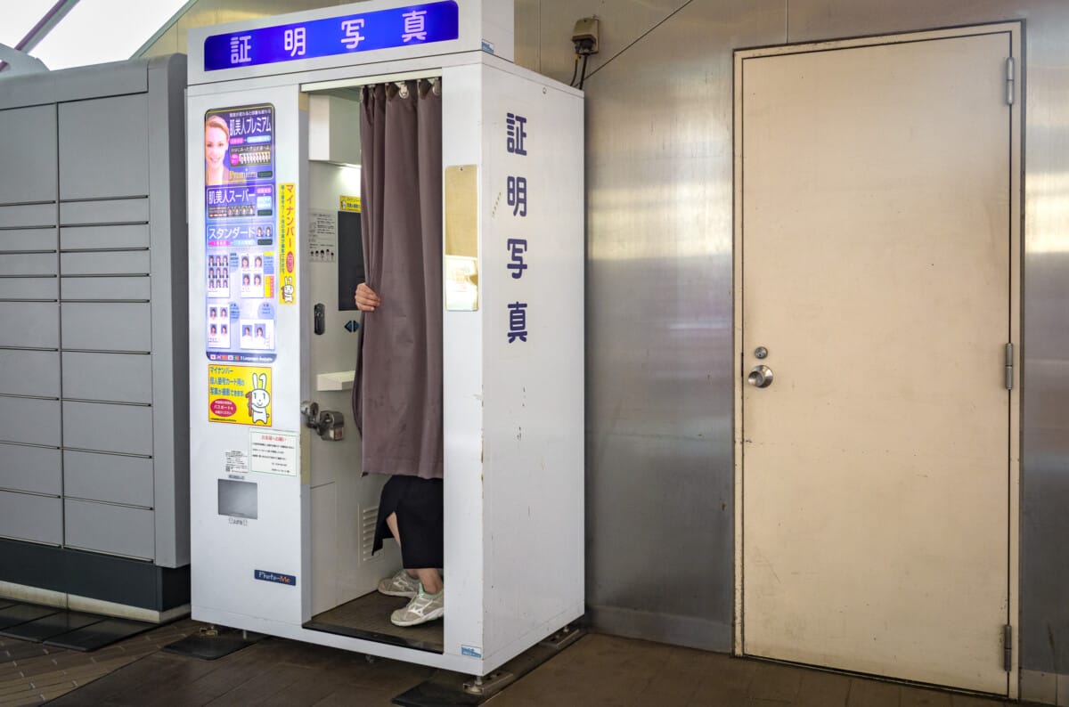 Pictures of Tokyo photo booths