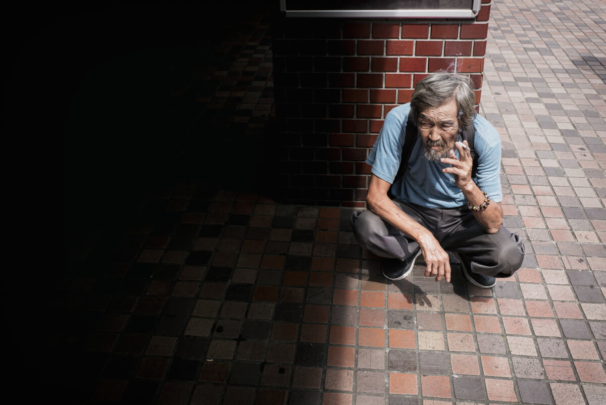 a Tokyo thinker and smoker