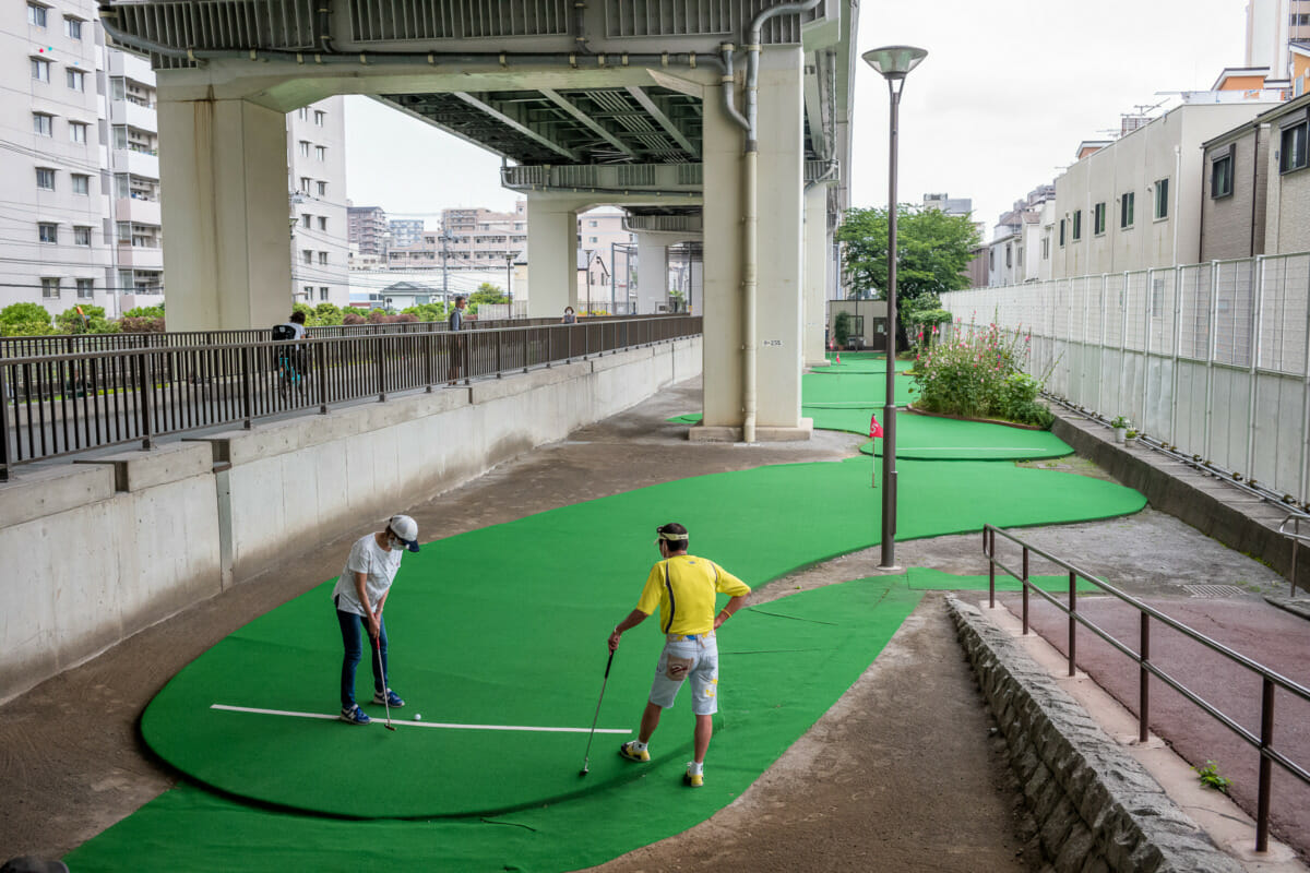 urban Tokyo golf