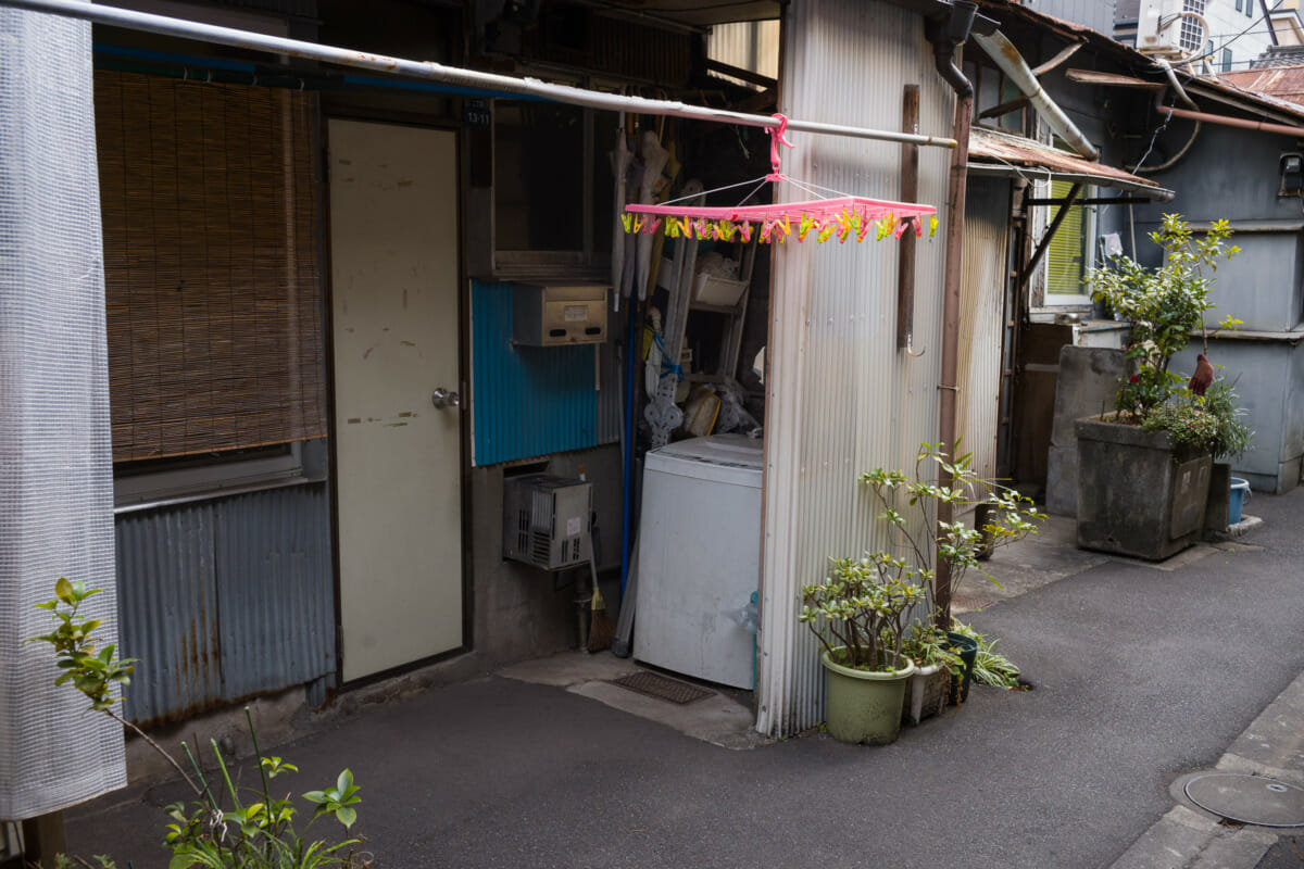 traditional old tokyo street